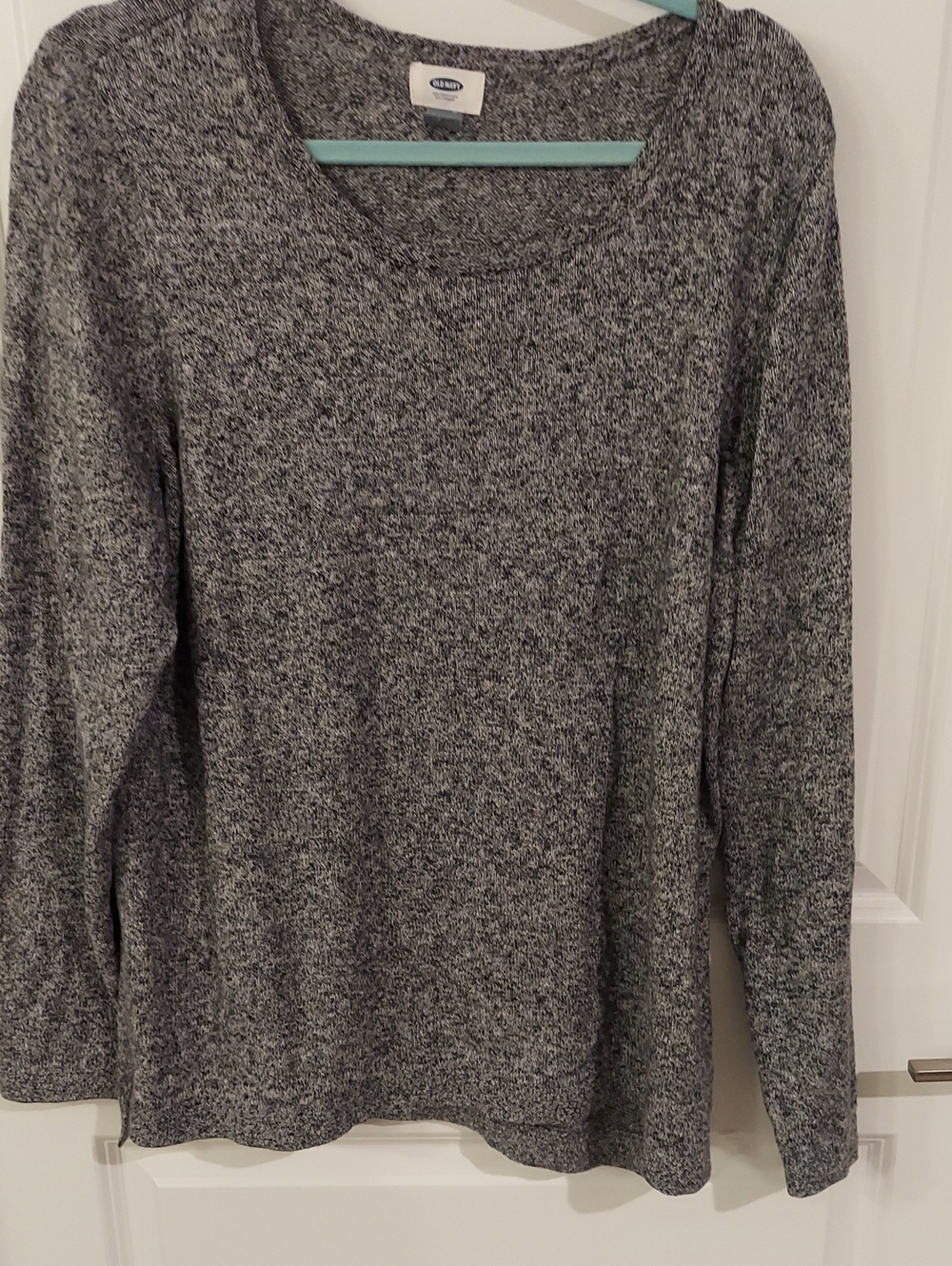 Old Navy Gray Marled Scoop Neck Sweater